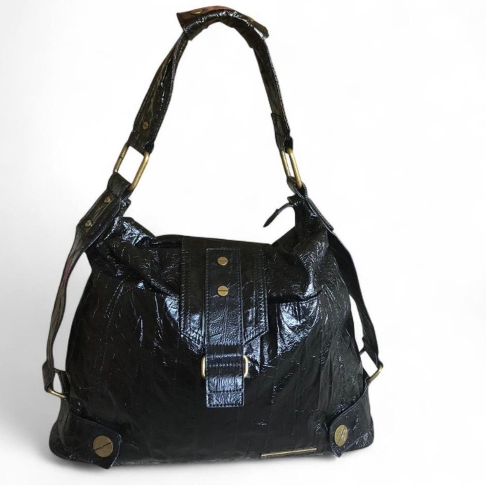 Matt & Nat Black Women's Shoulder Bag - Classic Gloss Finish